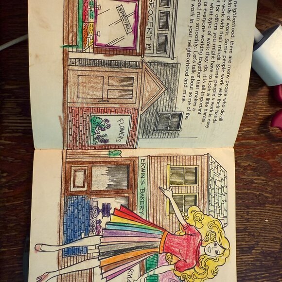 Barbie's Neighborhood Kid Stuff See Hear Read Book + Vinyl Record Untested - Picture 7 of 11